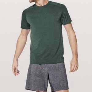 Lululemon Metal Vent Tech Short-Sleeve Shirt Dark Green Men's Size L